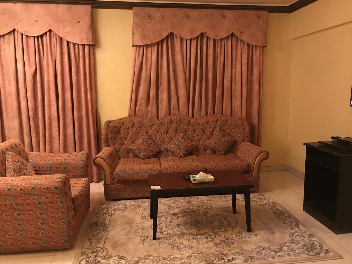 Al Musafer Hotel Riyadh Exterior photo